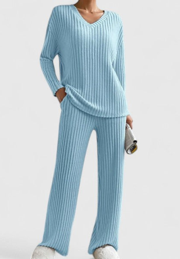 Angeline | Women's Two-Piece Set, V-Neck Sweater and Wide-Leg Ribbed Pants Loungewear
