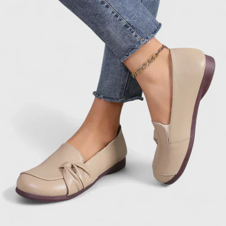 Ivarynn | Women's Elegant Loafers, Cushioned Slip-On Comfort Shoes for Day to Night
