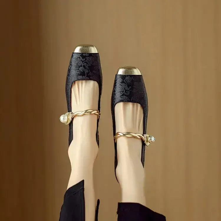 Mestelle | Women's Pearl Strap Mary Jane Shoes, Low Block Heel Shoes for Occasions