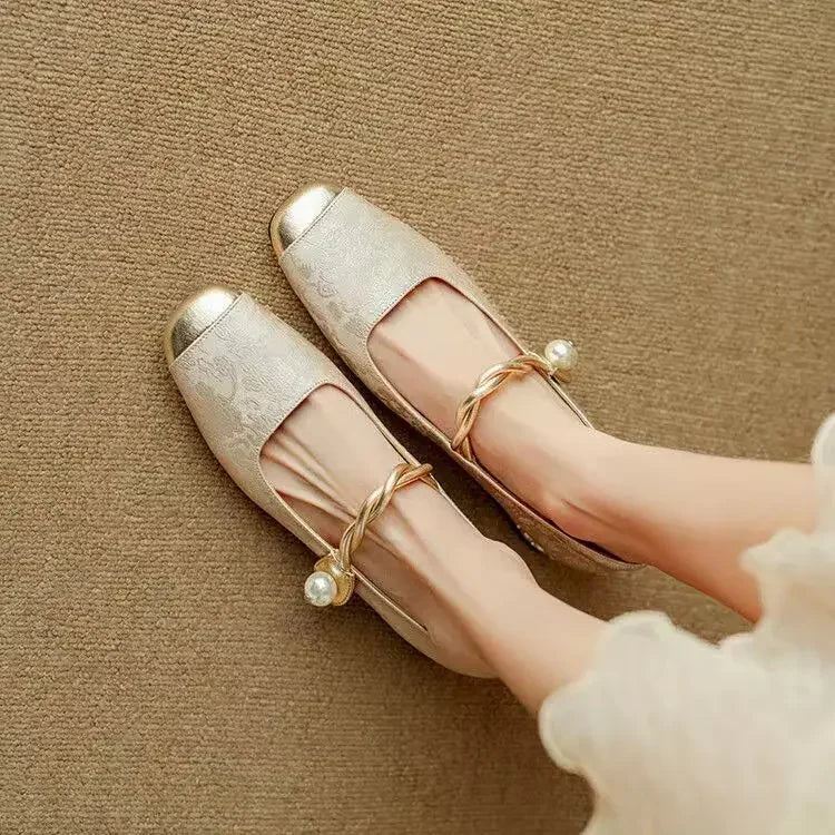 Mestelle | Women's Pearl Strap Mary Jane Shoes, Low Block Heel Shoes for Occasions