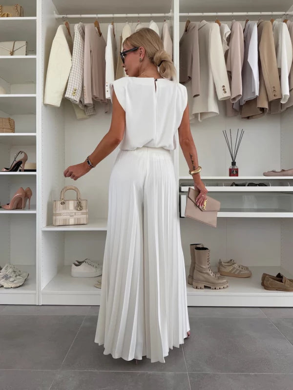 Evelyn | Women's Elegant Two-Piece Set, Flowing Top and Pleated Trousers Occasion Outfit