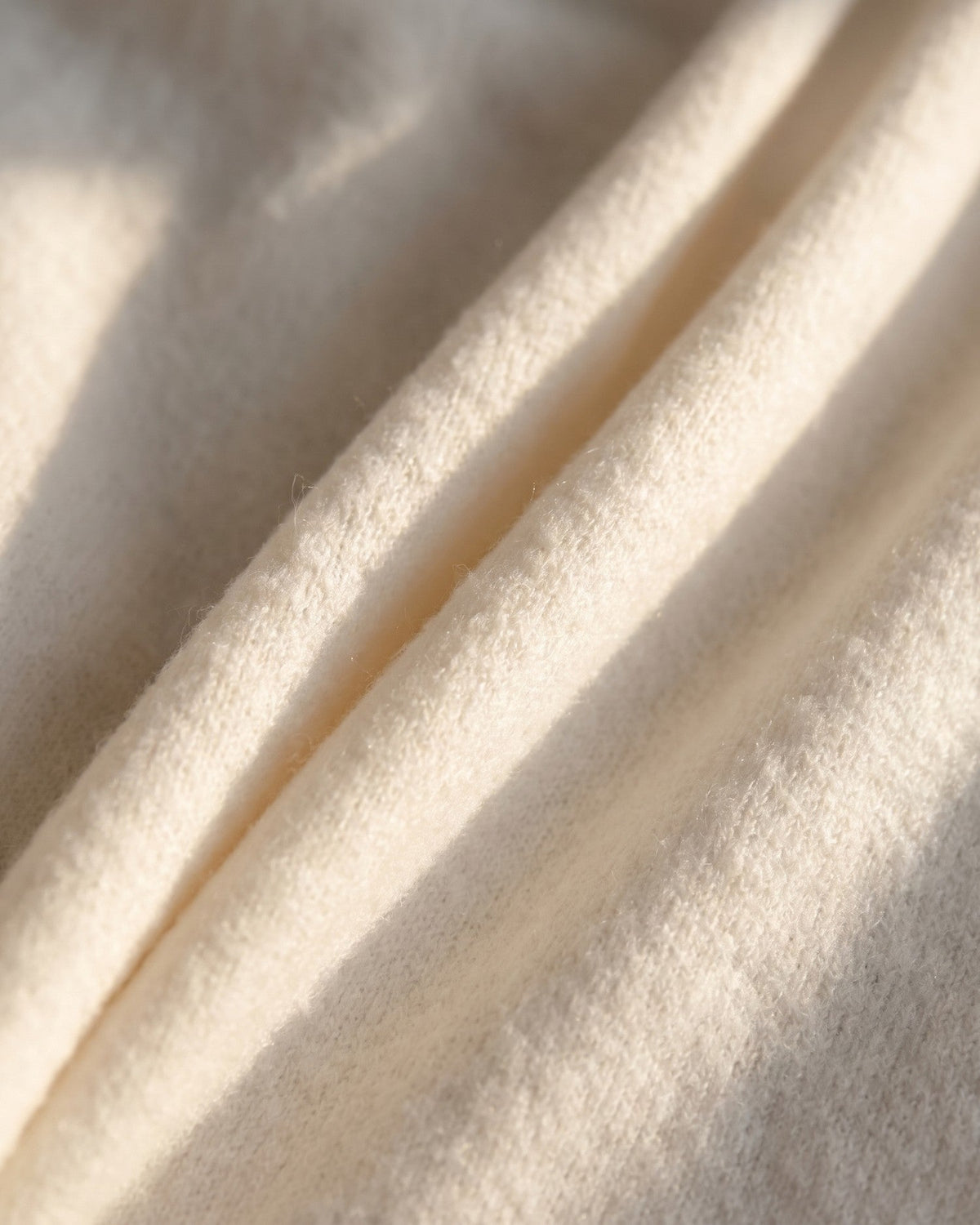 Elizabeth | The Fleece Shawl